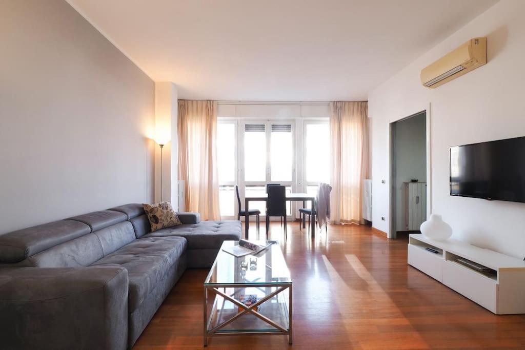 Ampio Bilocale City Life - Mirable Pm Milano Exterior foto